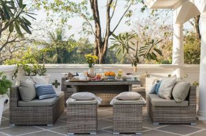 mantenimiento muebles de jardin