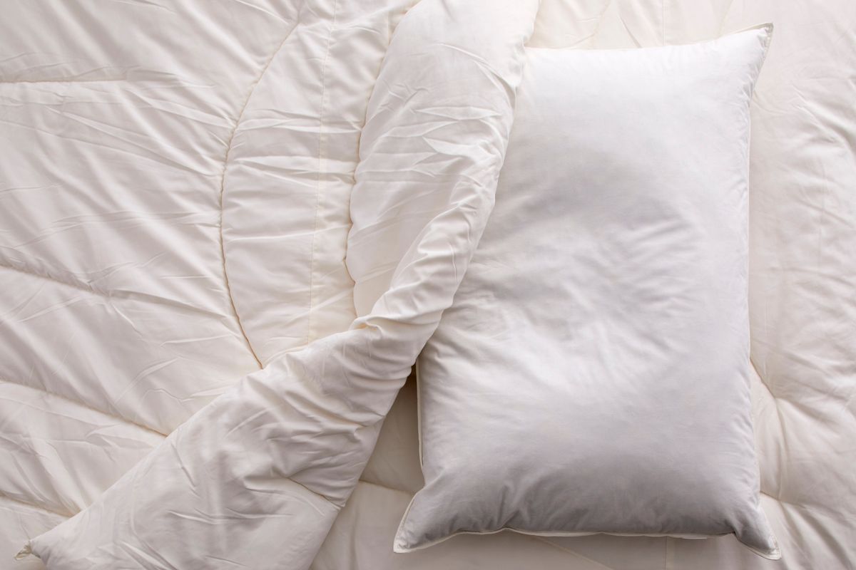 como lavar almohadas amarillas